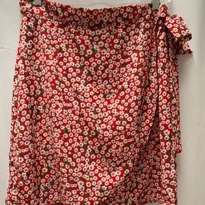 Shein  Wrap Skirt size large EUC